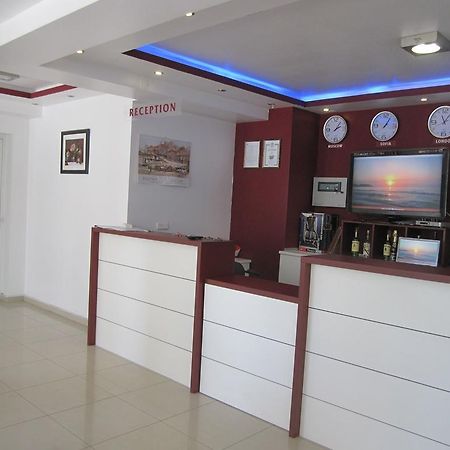 Family Hotel Magnolia Balcic Exterior foto